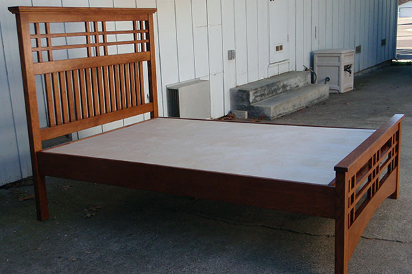 CRAFTSMAN STYLE BED